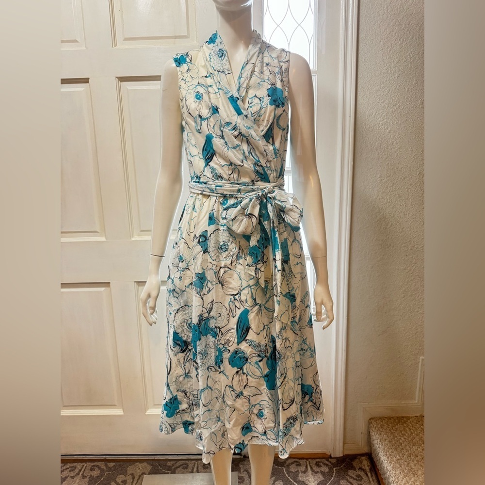 Badgley Mischka 100%Cotton Teal and White Floral Midi Dress. L#40
